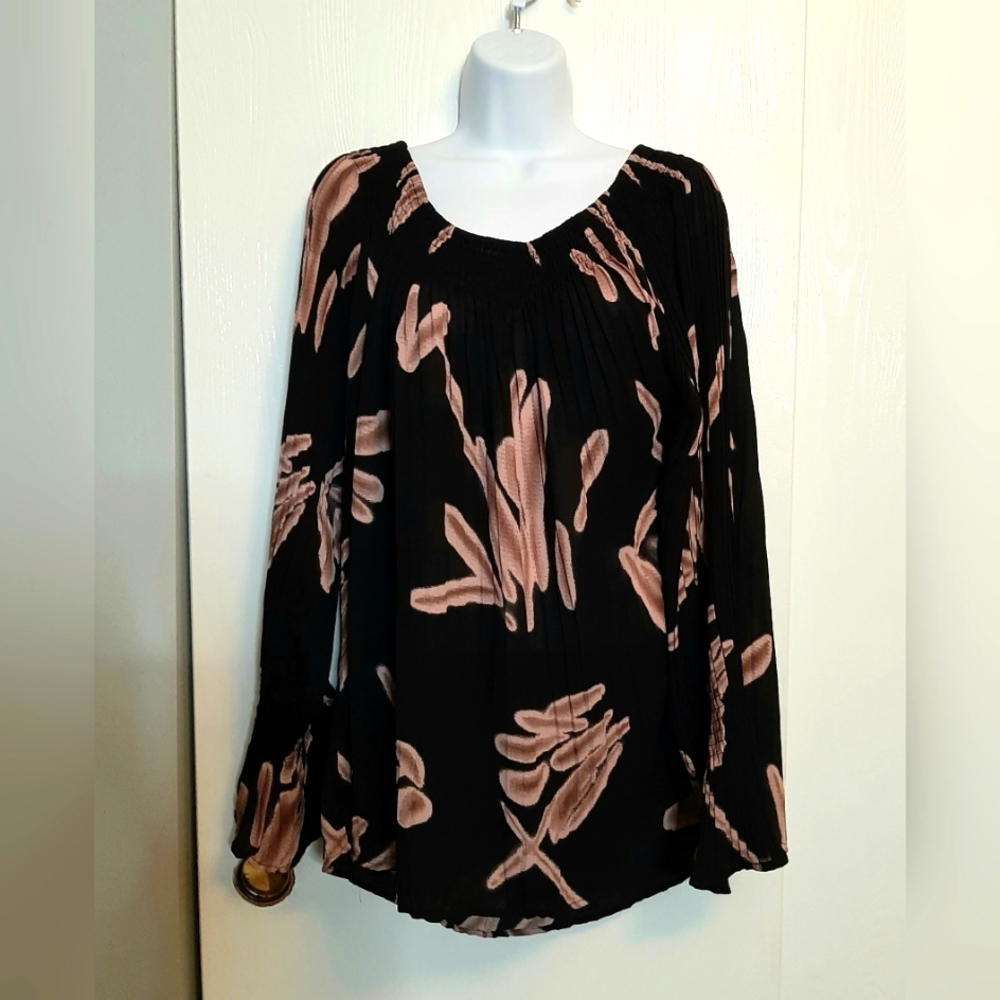 Blouse Size 1X, by Dress U II by Sharon